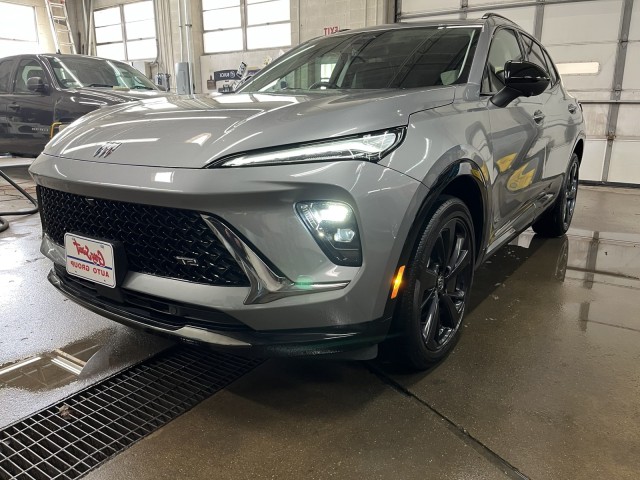 2024 Buick Envision Sport Touring's photo