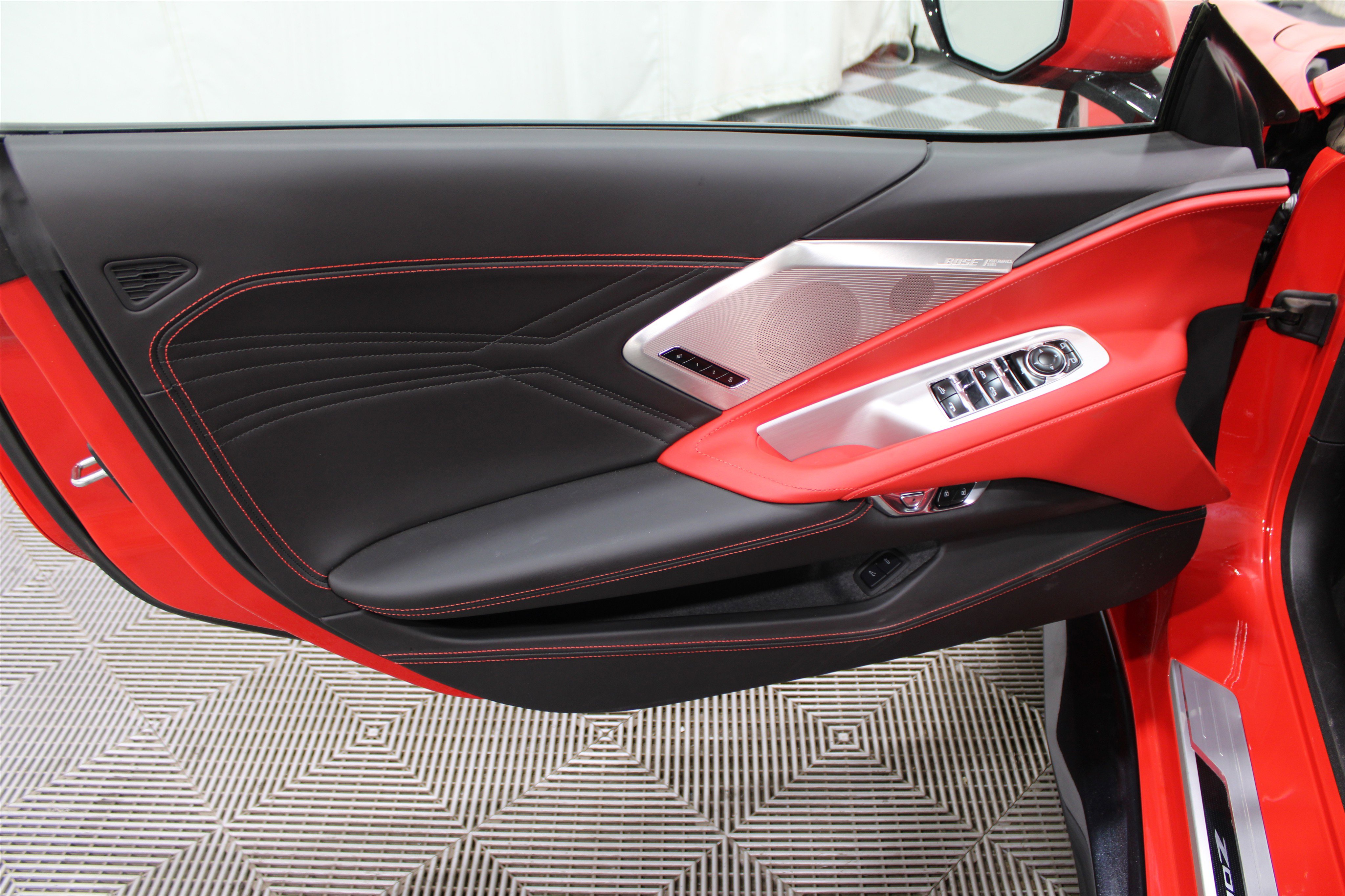 2025 Chevrolet Corvette Z06 3LZ Convertible photo 4