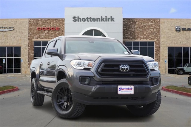 2022 Toyota Tacoma SR