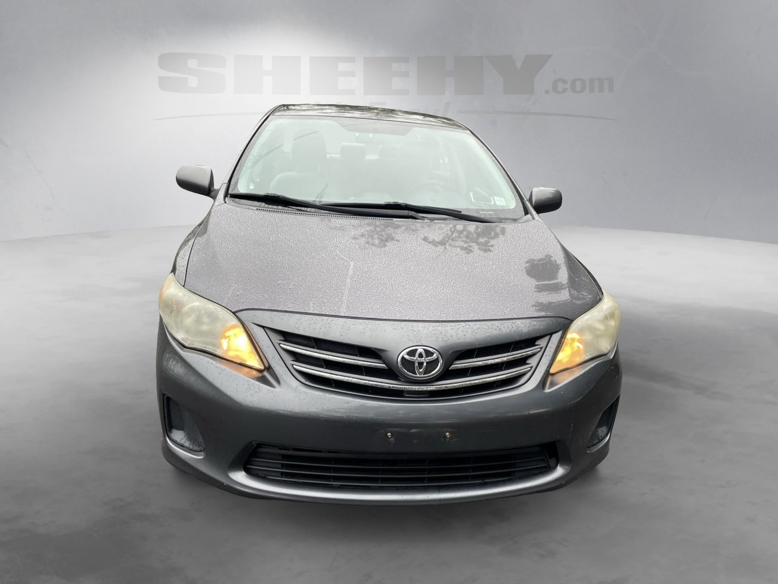 2013 Toyota Corolla LE photo 2