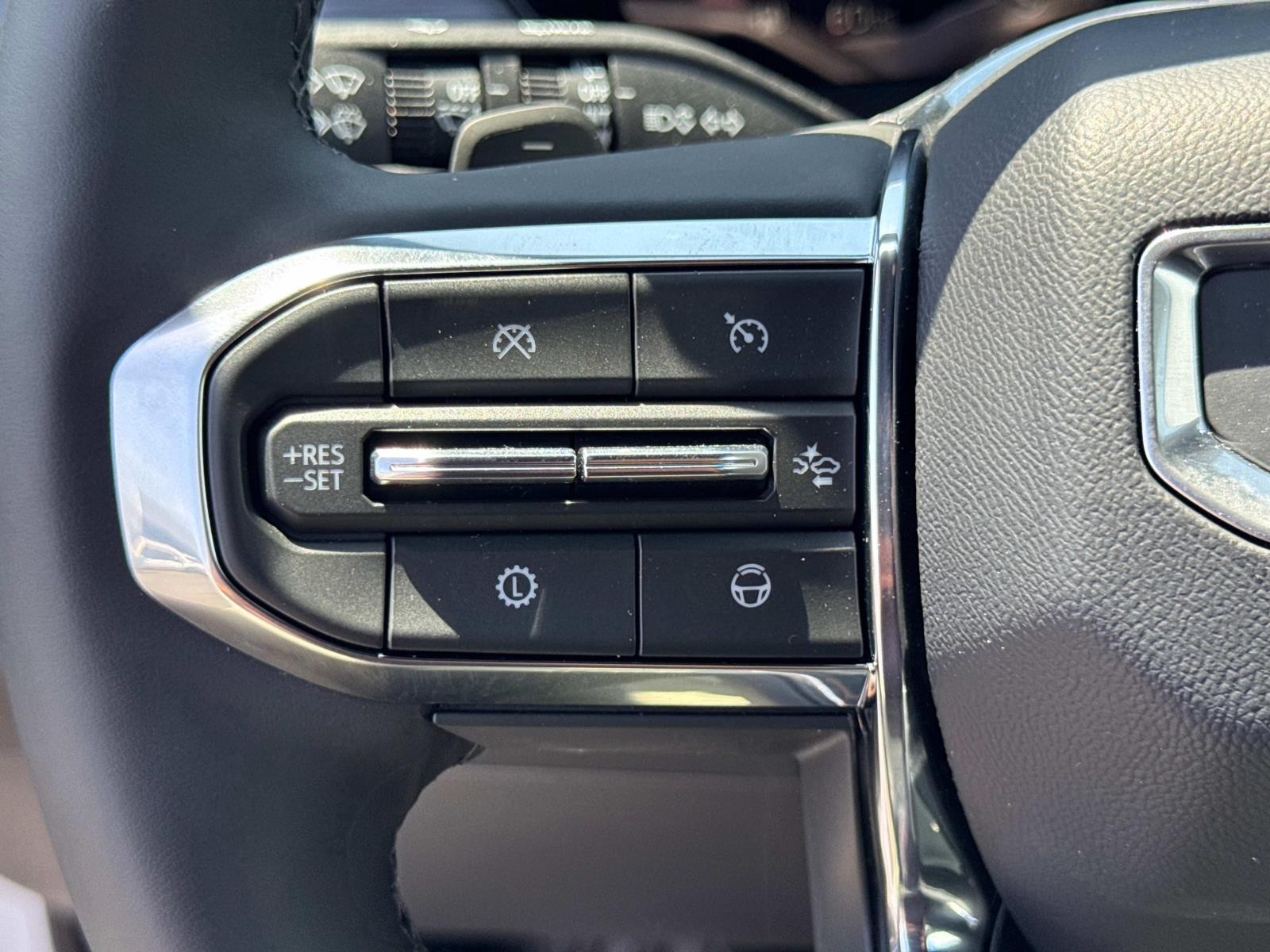 2025 Gmc Acadia Elevation photo 10