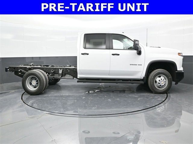 2025 Chevrolet Silverado 3500HD Work Truck photo 4