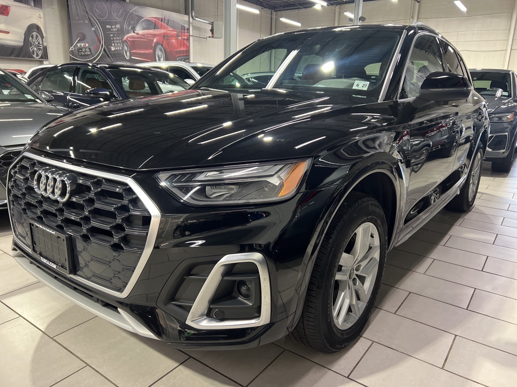 Used 2022 Black Audi 45 S line Premium image 1