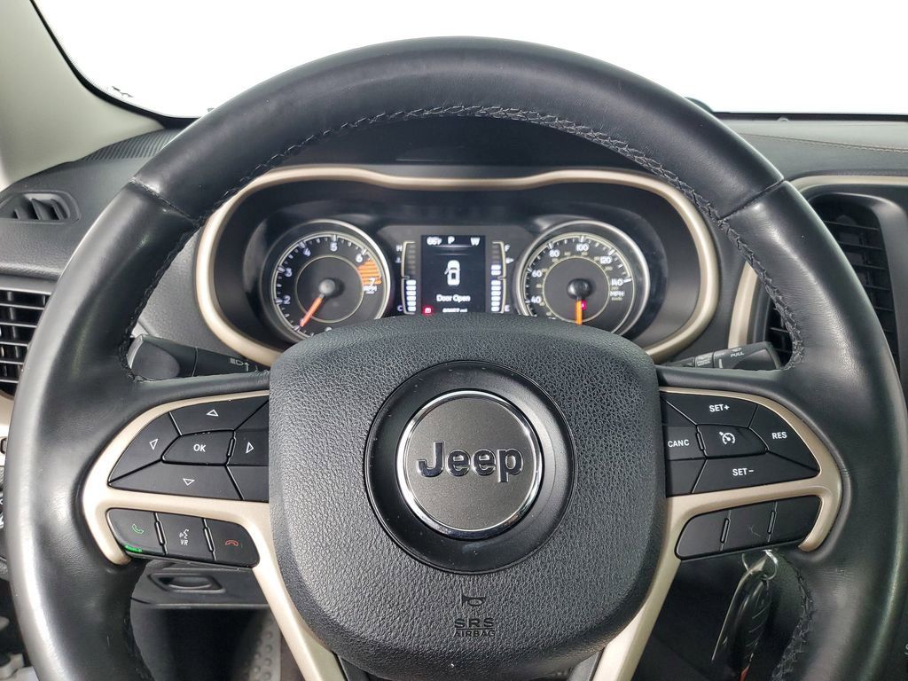 2018 Jeep Cherokee Latitude photo 18