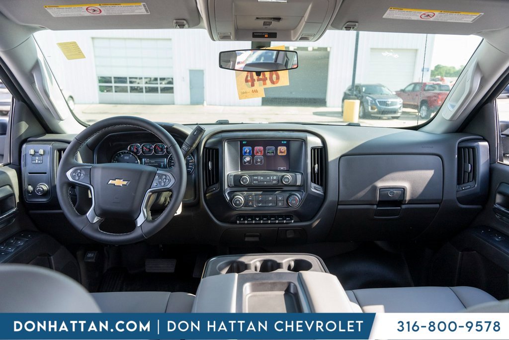 2024 Chevrolet Silverado 4500HD Work Truck photo 3