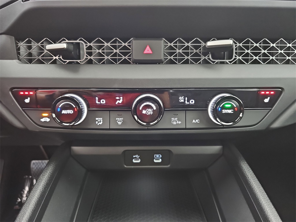 2025 Honda Accord SE photo 25