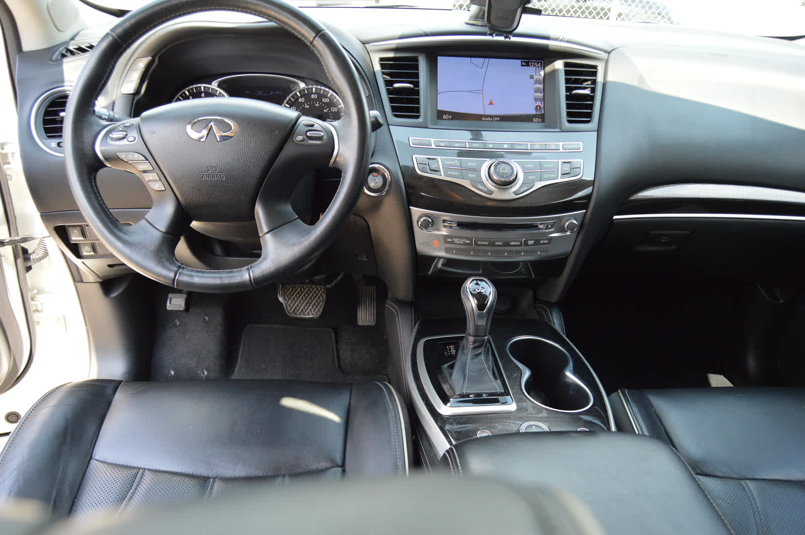 2017 Infiniti QX60 photo 17