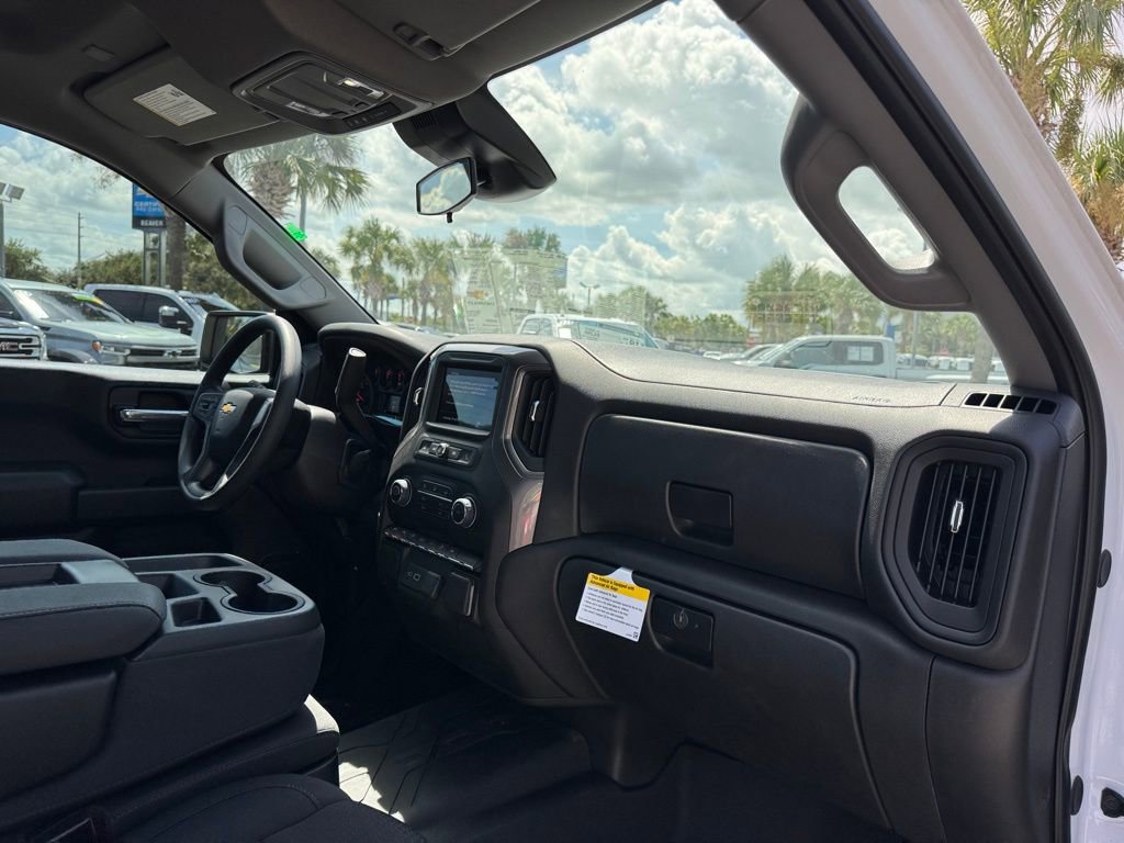 2025 Chevrolet Silverado 1500 photo 12