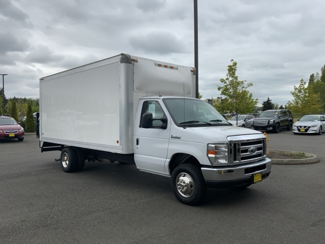2019 Ford E-450 photo 3