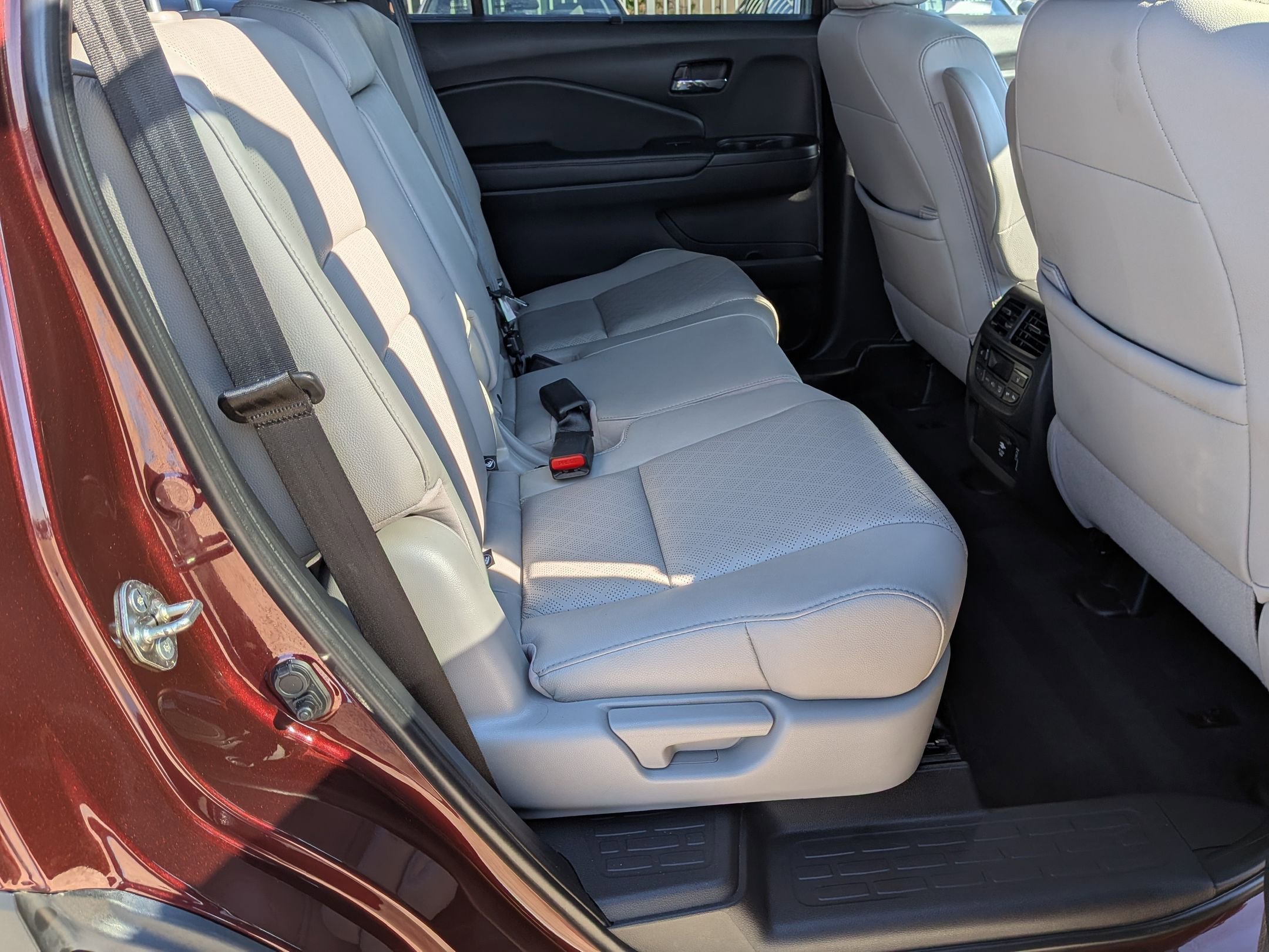 2020 Honda Passport Elite photo 24