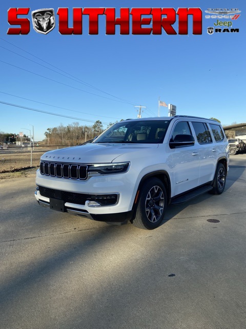 2023 Jeep Wagoneer Series III's photo