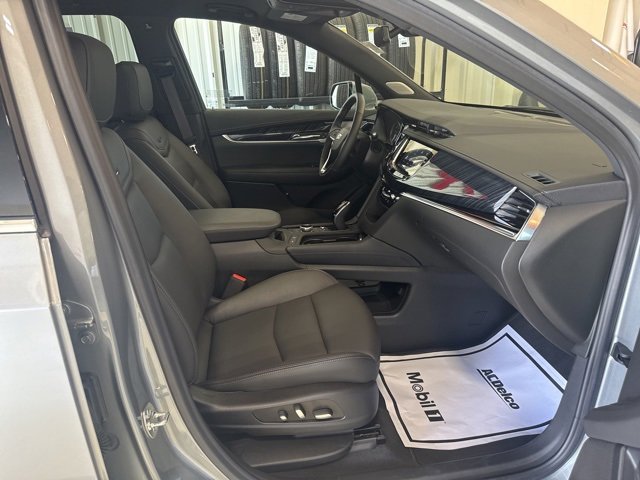 2025 Cadillac XT6 Premium Luxury photo 30