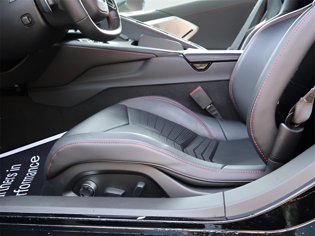 2022 Chevrolet Corvette Stingray 3LT photo 32