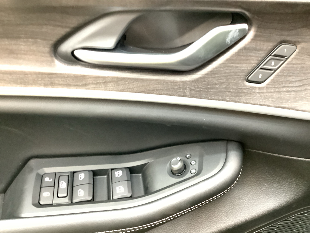 2025 Jeep Grand Cherokee Limited photo 14