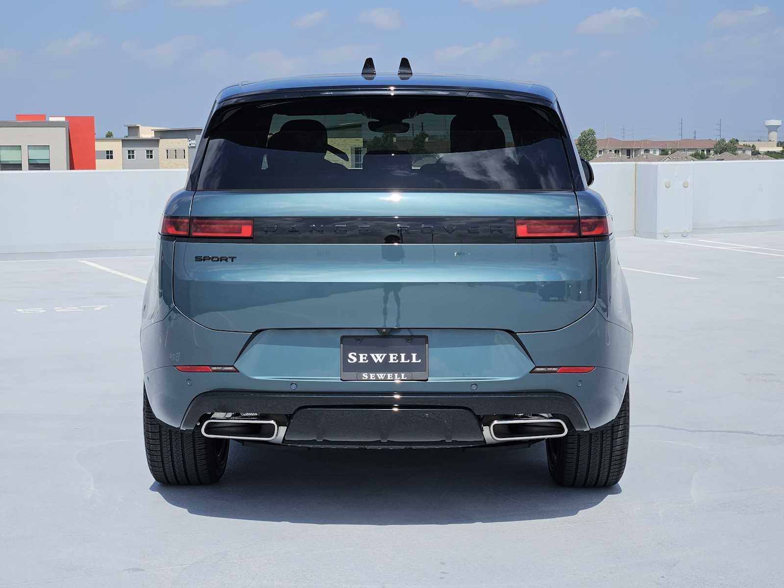 2025 Land Rover Range Rover Sport SE photo 6