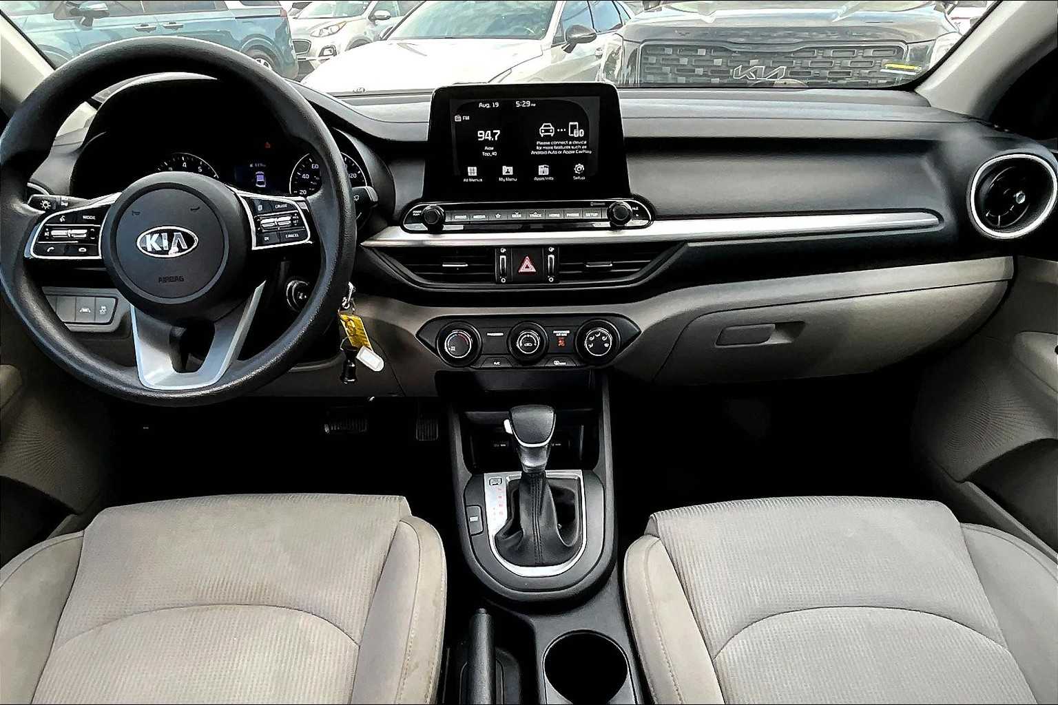 2020 Kia Forte FE LXS photo 13