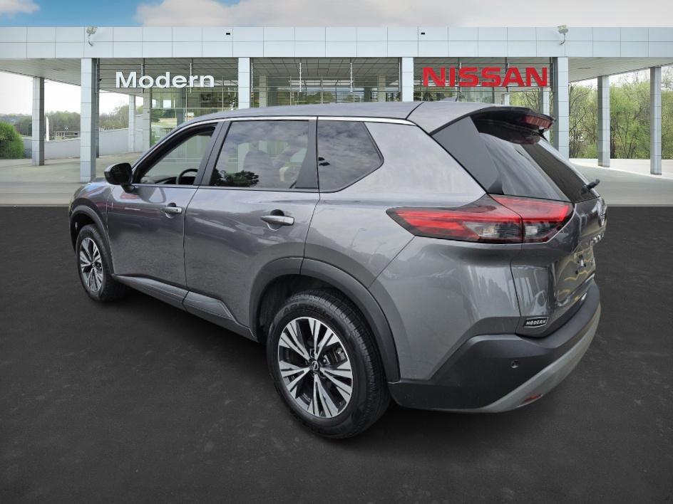 2023 Nissan Rogue SV photo 5