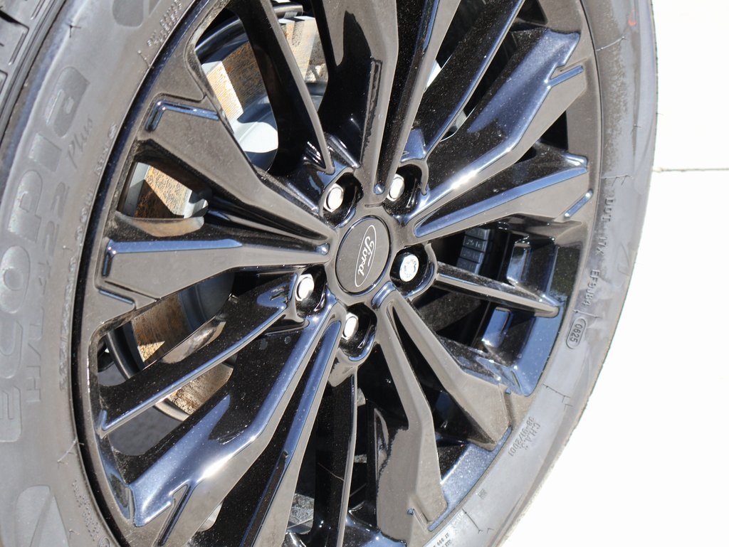 2025 Ford Escape ST-Line Elite photo 40