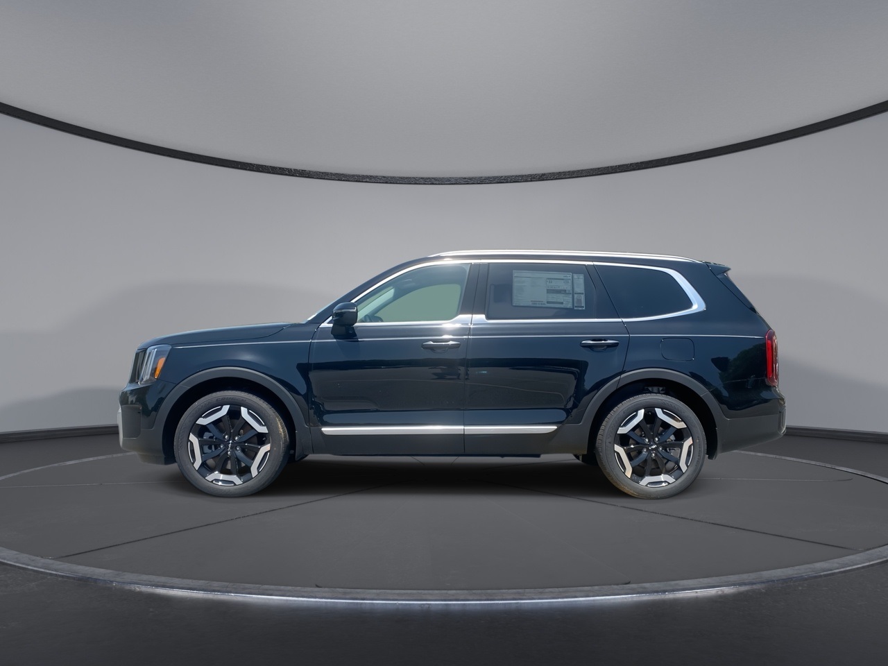 2025 Kia Telluride S photo 4