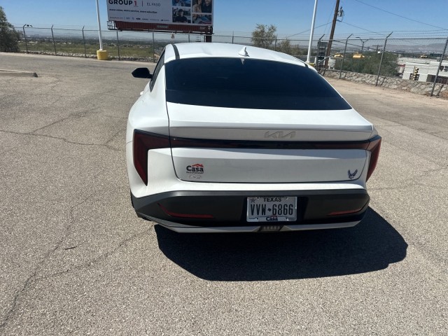 Used 2025 Snow White Pearl Kia EX image 12