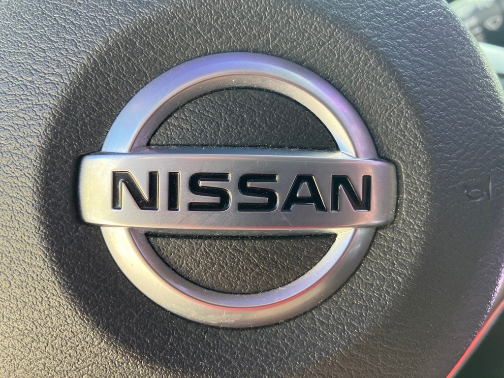 2022 Nissan Sentra SR photo 14