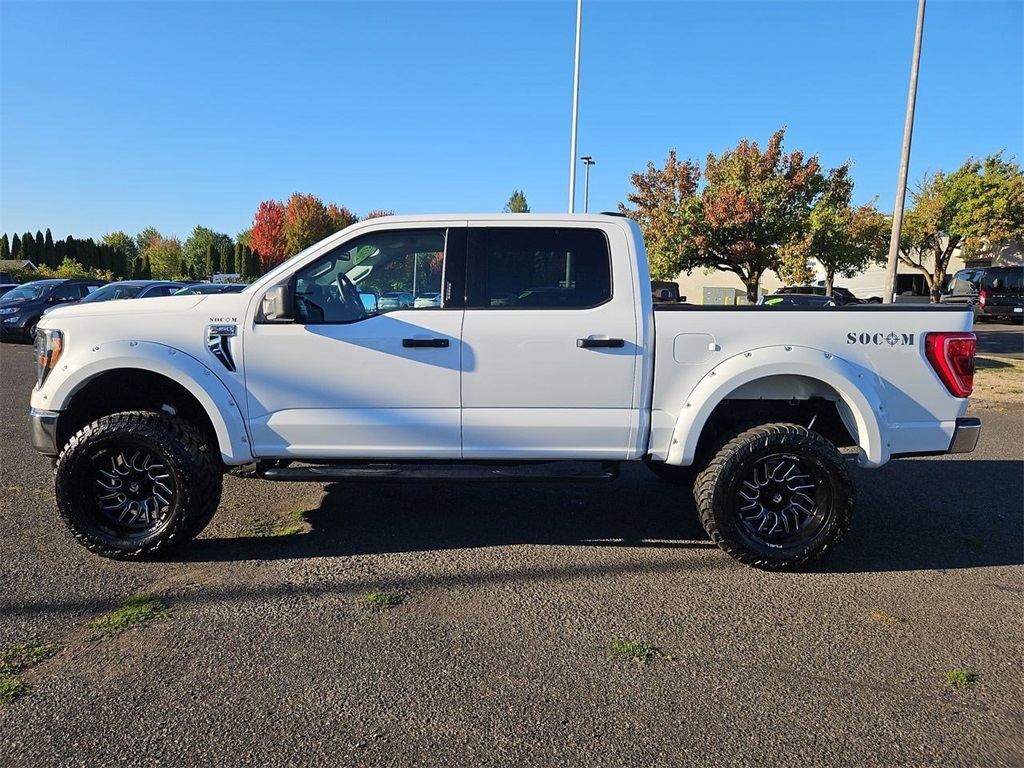 2023 Ford F-150 XLT photo 2