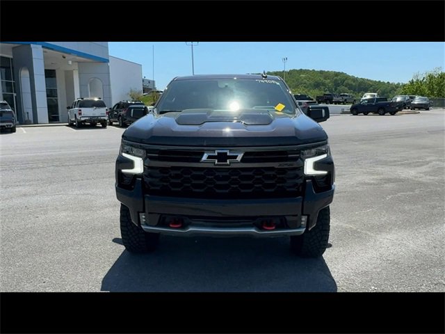 2023 Chevrolet Silverado 1500 ZR2 photo 2