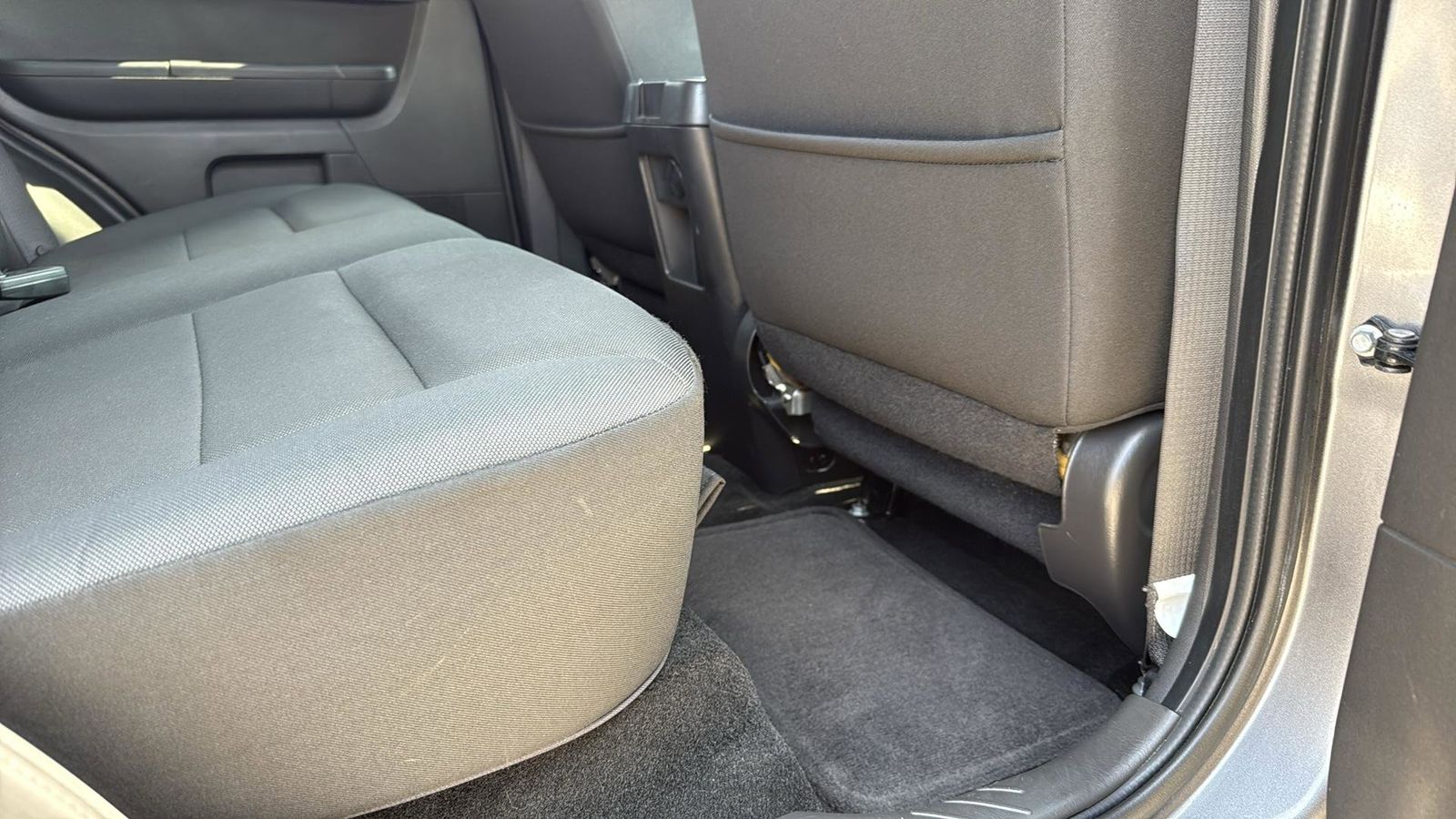 2011 Ford Escape XLT photo 25