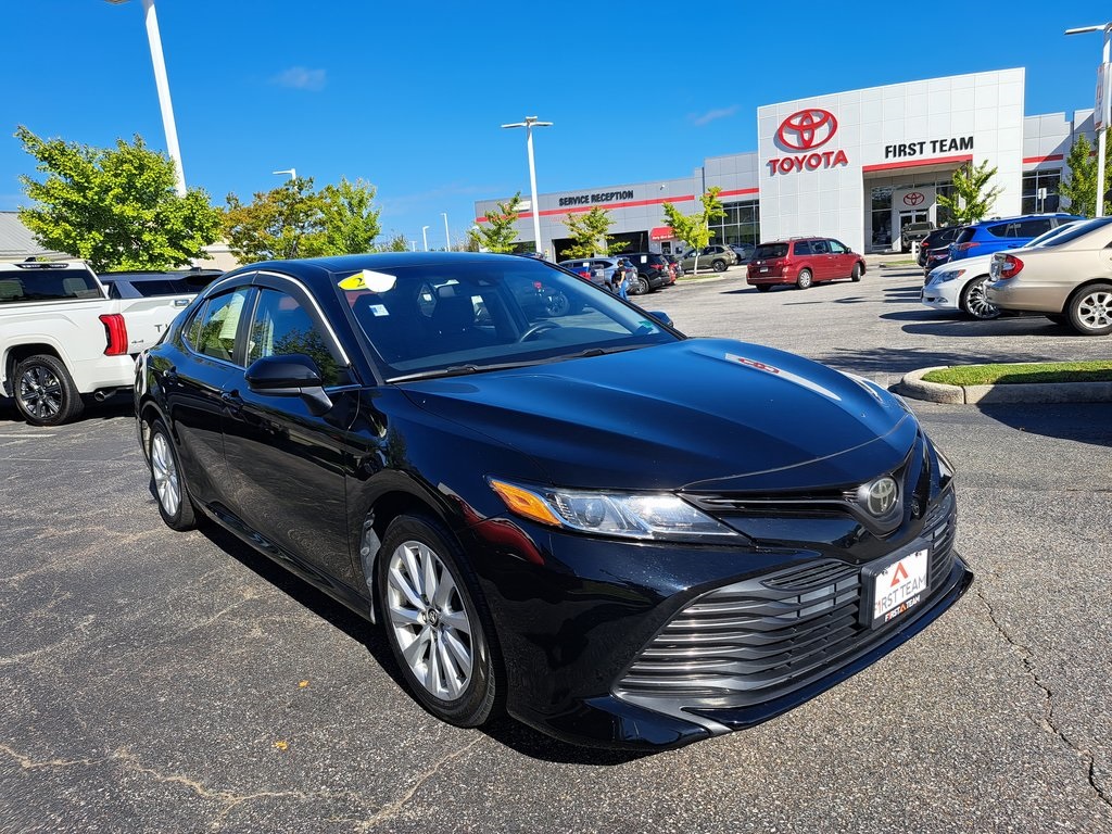 2018 Toyota Camry LE photo 4