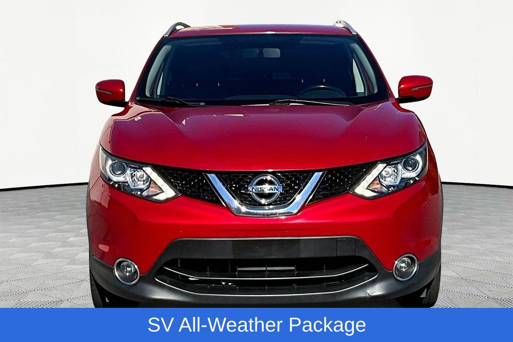 2017 Nissan Rogue Sport SV photo 3