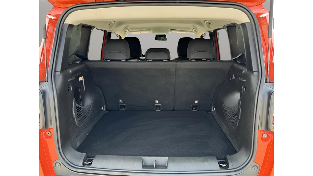 2020 Jeep Renegade Sport photo 26