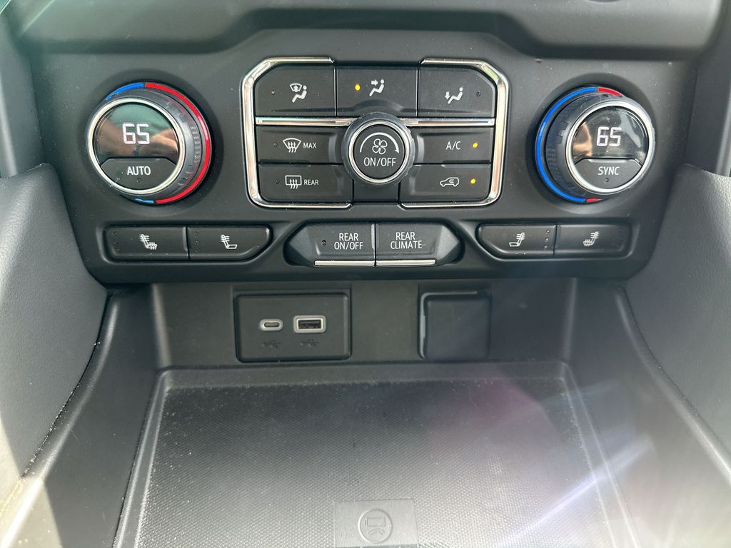 2023 Chevrolet Tahoe Z71 photo 27