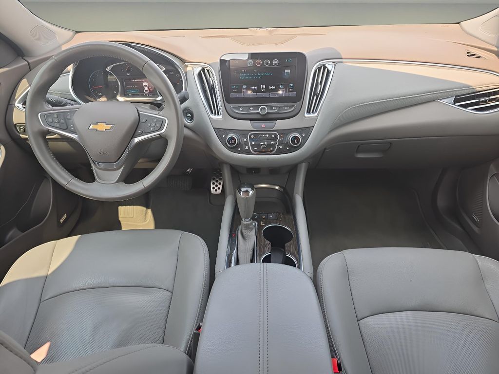 2017 Chevrolet Malibu Premier photo 18