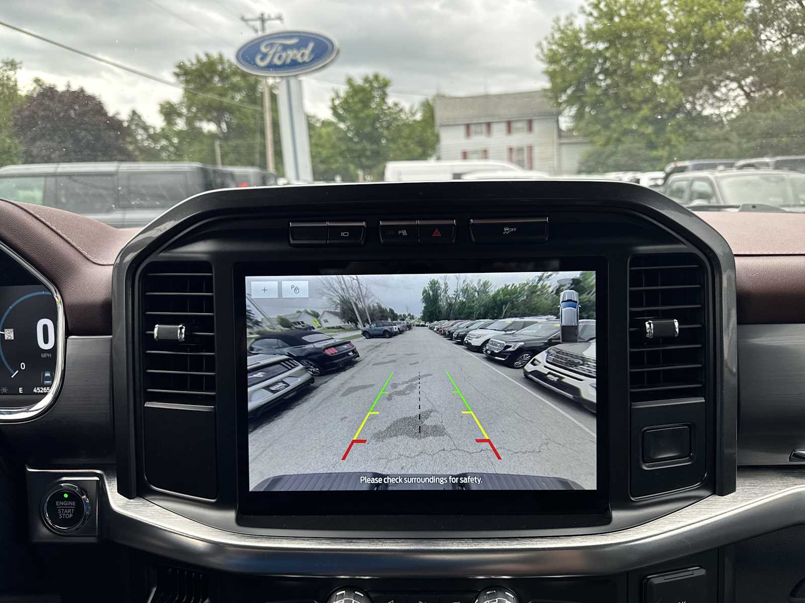 2022 Ford F-150 Lariat photo 32