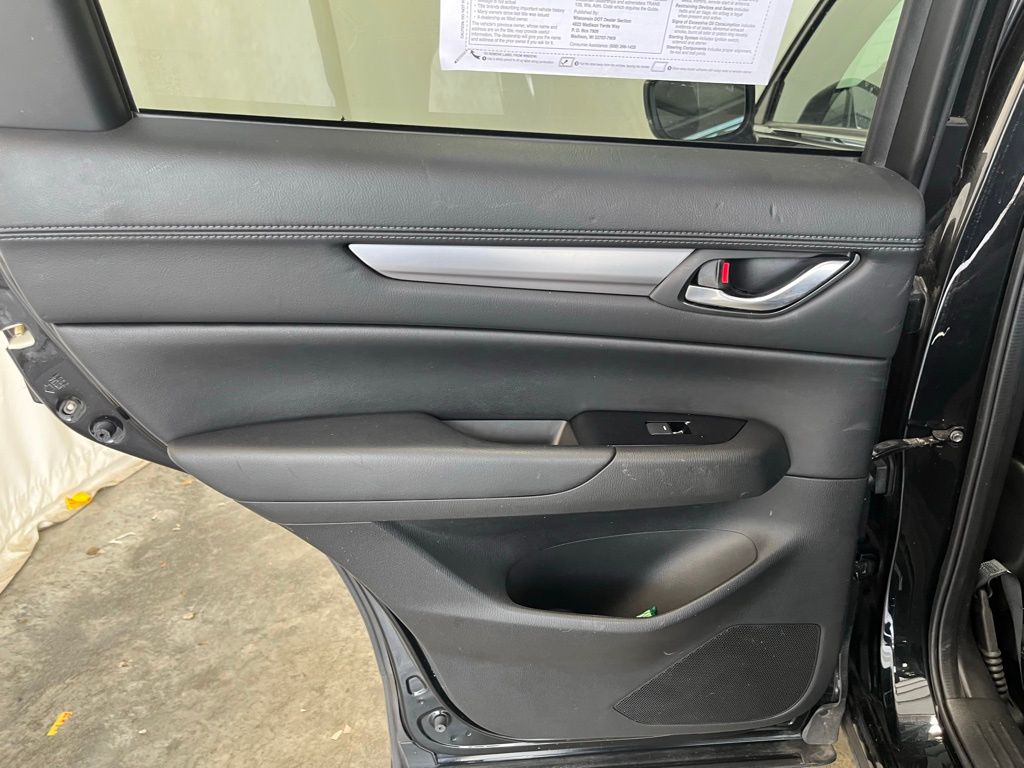 2021 Mazda CX-5 Touring photo 23