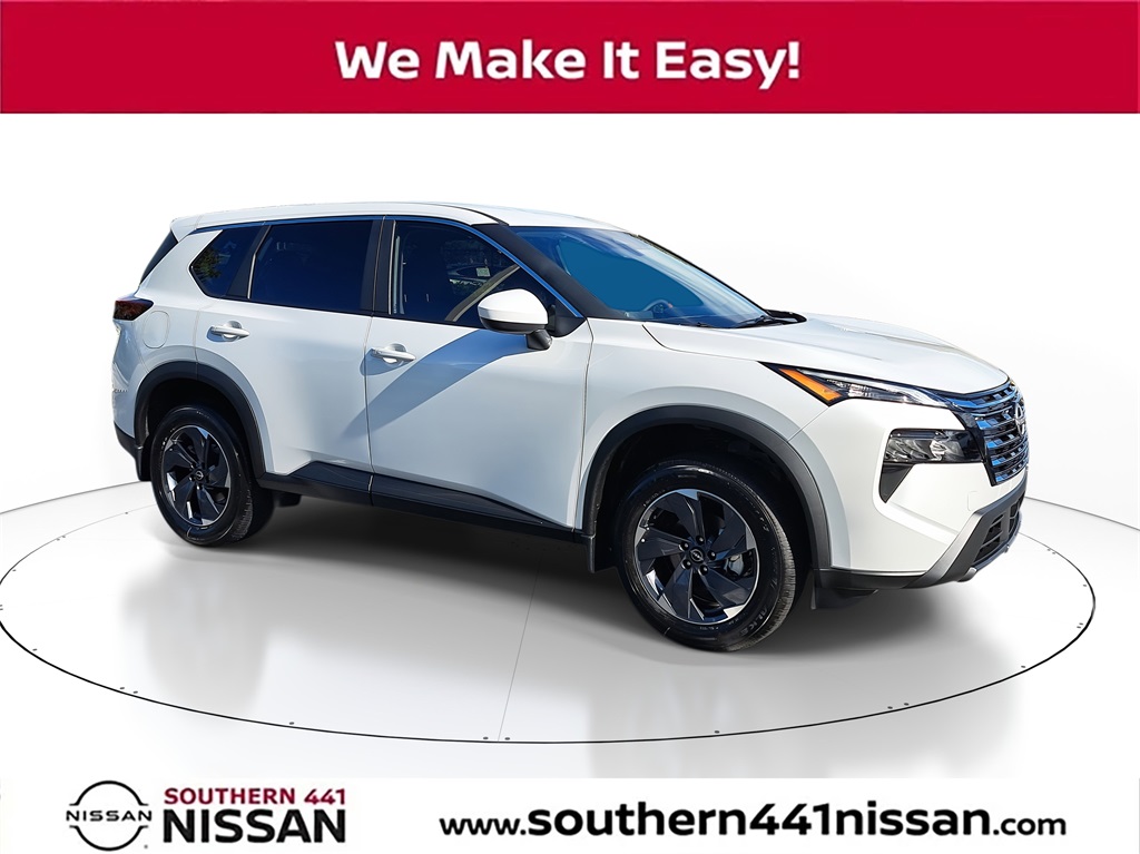 2026 Nissan Rogue SV's photo