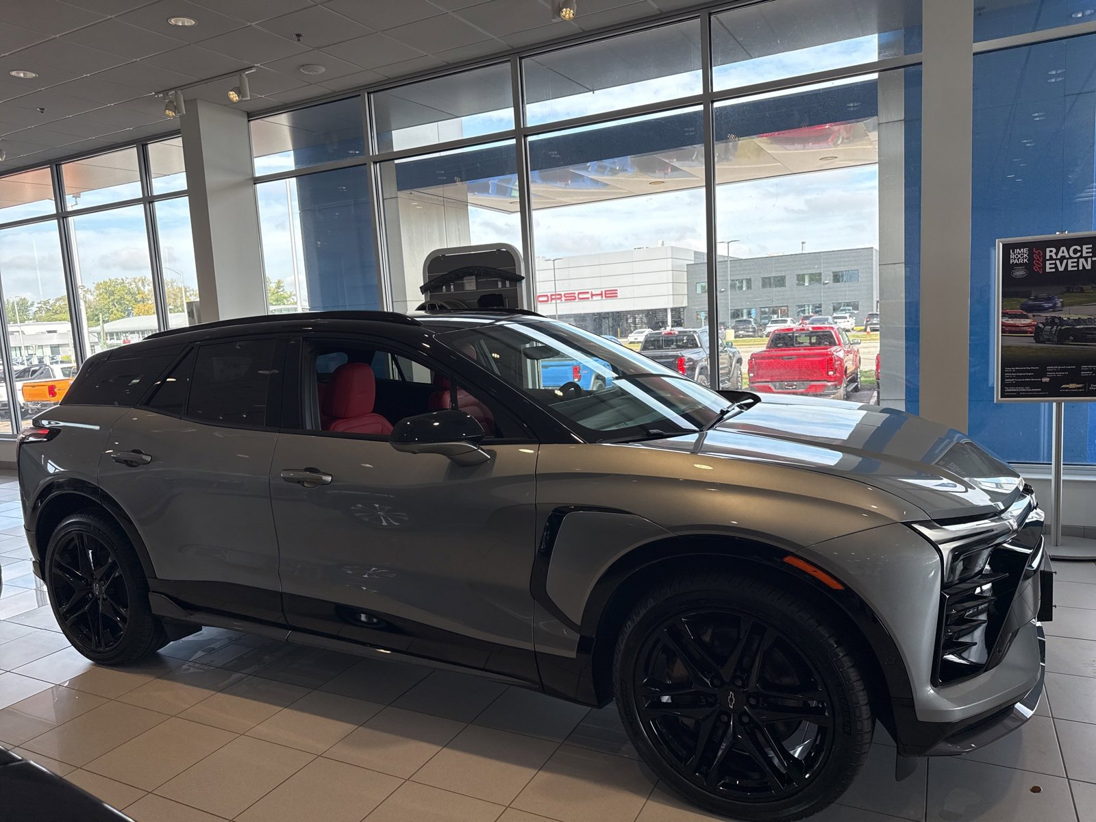 2026 Chevrolet Blazer EV photo 4