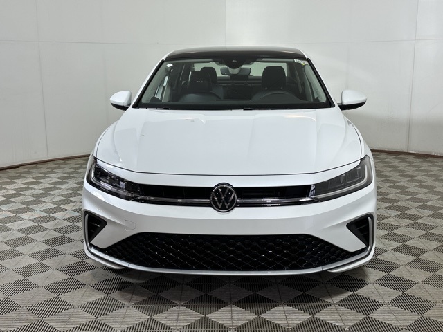 2025 Volkswagen Jetta 1.5T SE photo 3