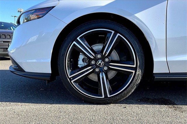 2025 Honda Accord Hybrid Sport photo 11