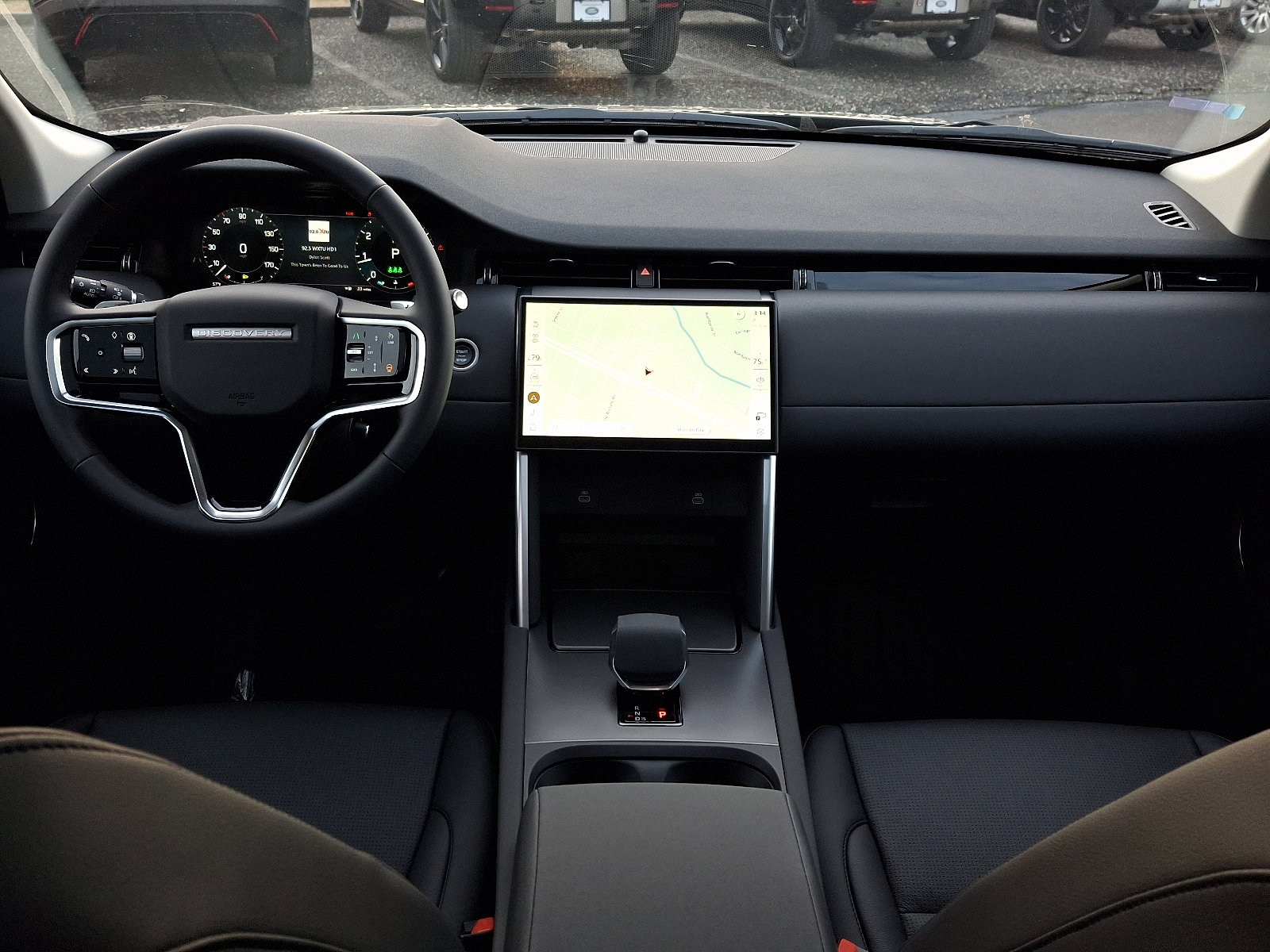 2025 Land Rover Discovery Sport S photo 10