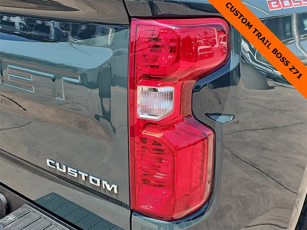 2025 Chevrolet Silverado 1500 Custom Trail Boss photo 38