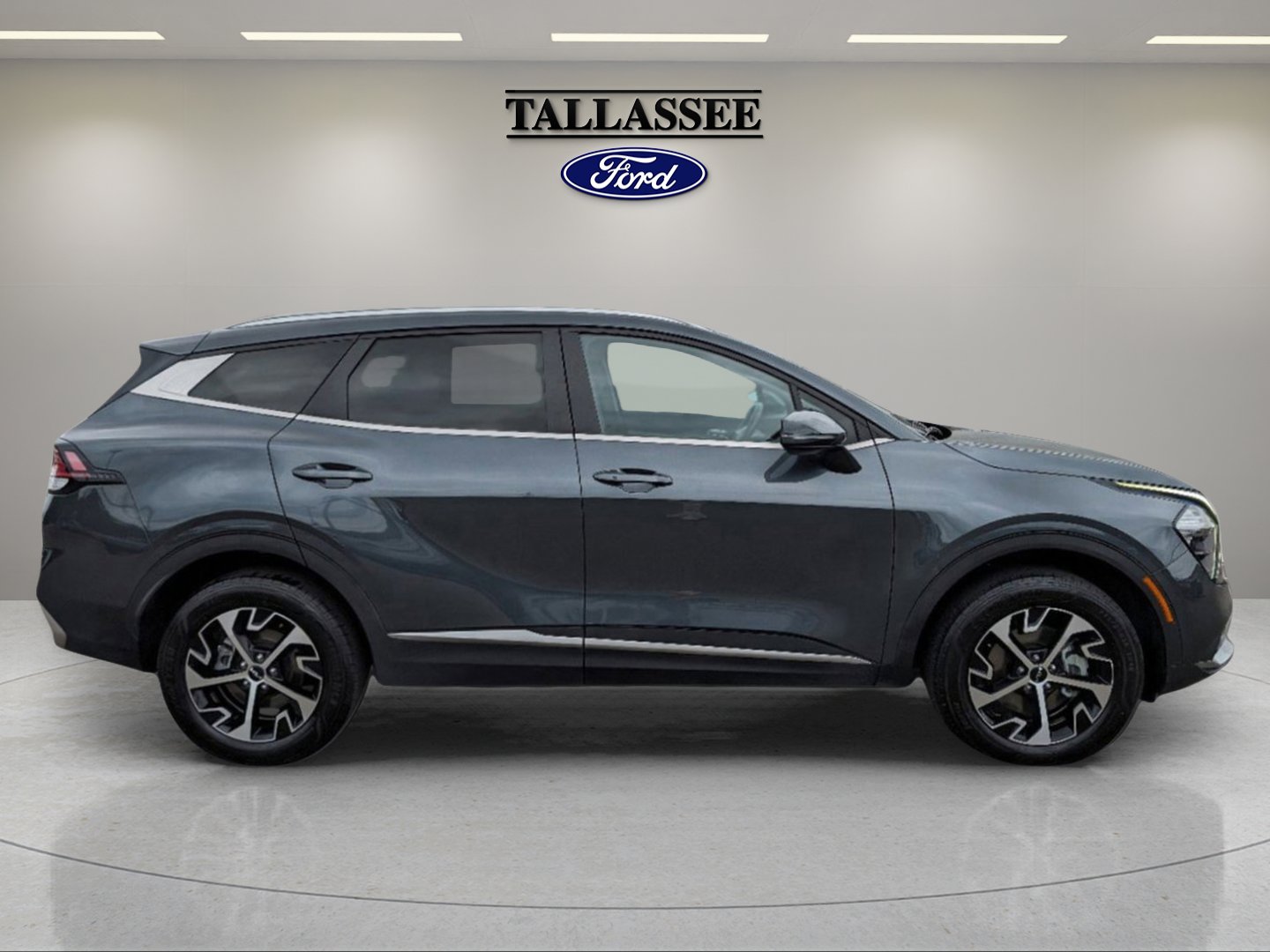 2023 Kia Sportage EX photo 4