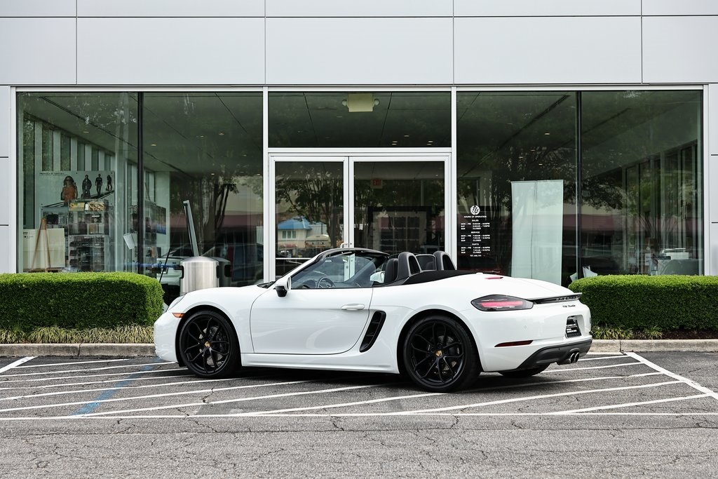 2024 Porsche Boxster Base photo 3