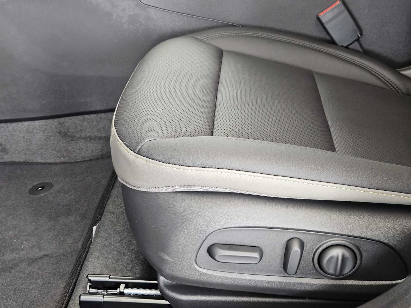 2025 Chevrolet Trax ACTIV photo 18