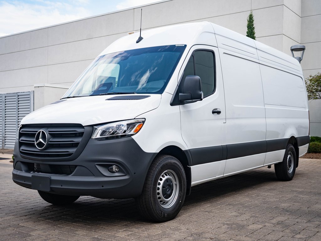 2025 Mercedes-Benz Sprinter Cargo Van Base's photo
