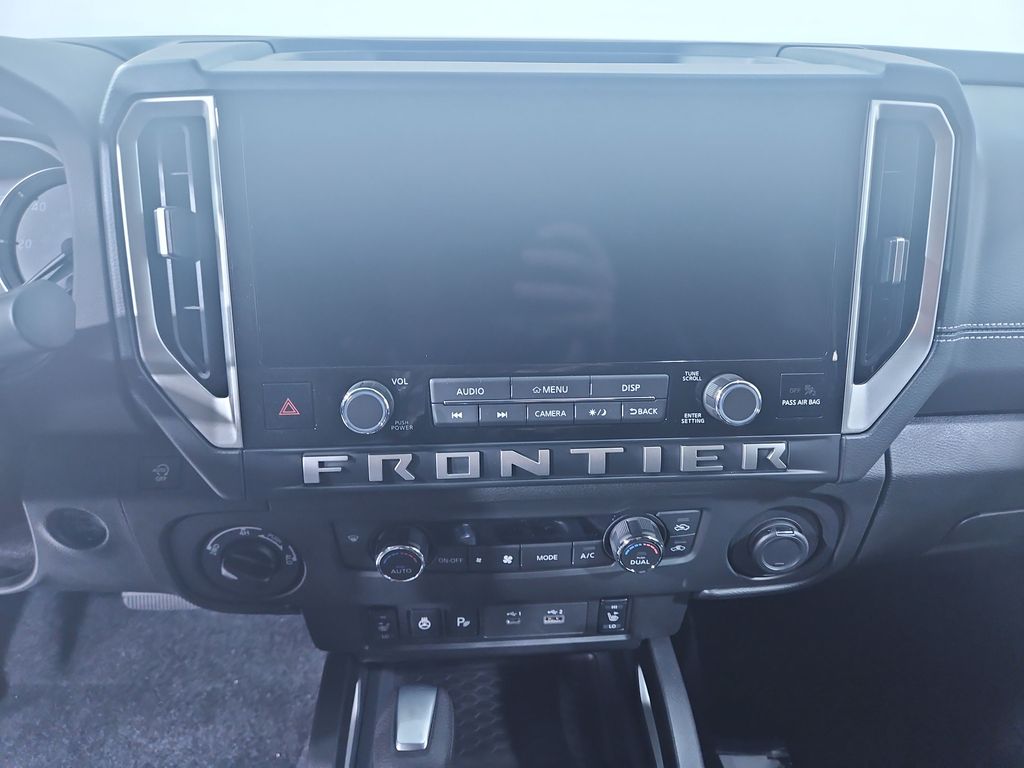 2026 Nissan Frontier SV photo 14