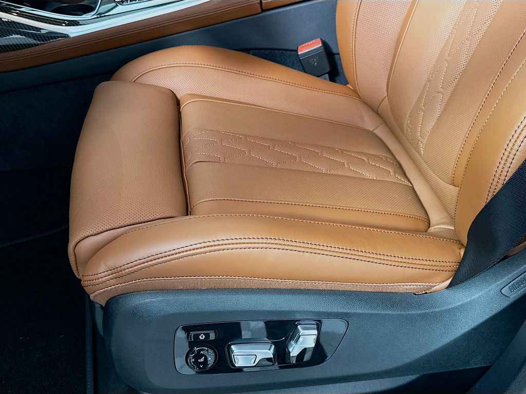 2026 Bmw X7 M60i photo 20