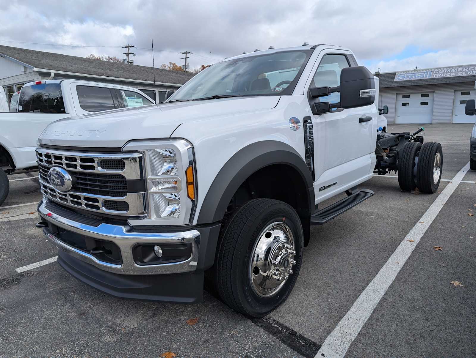 2024 Ford F-550 Super Duty Chassis Cab XL's photo