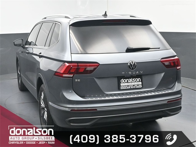 2022 Volkswagen Tiguan SE photo 3