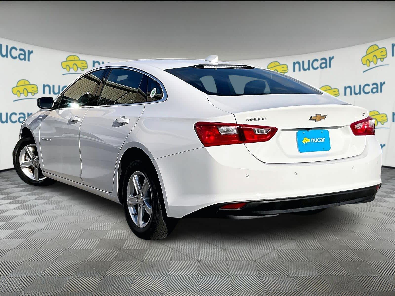 2024 Chevrolet Malibu 1LT photo 4